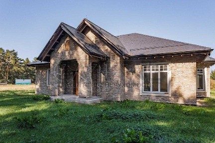 Продаж будинку в Бобриці | 203 м² | Ділянка 43 сотки з сосновим лісом