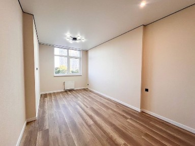 Комиссия 0%‼️ Двухкомнатная с ремонтом/ низкий этаж. Ул. Краснова