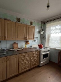 Центральна частина міста | 3 роздільні кімнати | Поверх 4/5| КОД 44862