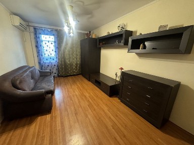 Аренда двухкомнатной квартиры пр. Центальный/4-я Слободская