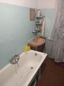 Продам 2-кімнатну квартиру біля Лагуни