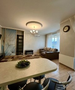 Сдам 2к квартиру в центре города! Рогалева, успенская площадь /менора