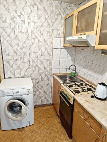 Оренда 1 кімн кв на В. Сухомлинського / Слобожанський