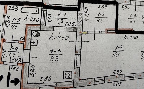 Продоєтьс састк буди ул. Василя Корниенко (Гагринская) район ул. Янтарн
