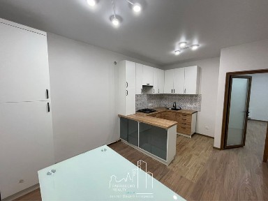 Продам 2-о кімнатну квартиру в центральній частині міста