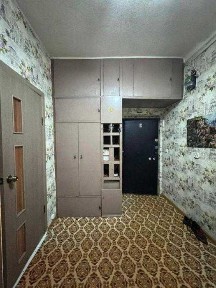 Продам простору Двокімнатну Квартиру з Капітальним Ремонтом!