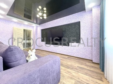 Продаю 2 к. квартиру с ремонтом в ЖК <a href='/newbuilding/1391/view/zk-sadovyi'>Садовый</a>