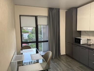 Продам простору 1,5 кімнатну квартиру