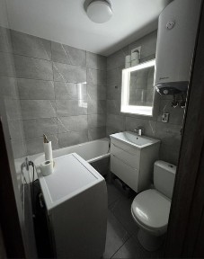 Продажа 2ой квартиры в Вознесеновском р-не (ТЦ Украина)