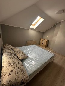 Здам велику однокімнатну квартиру по вул Газова.