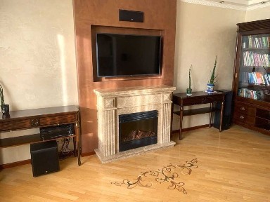 4-кімнатна квартира 142 м² з ремонтом, метро Позняки, 5 хв.