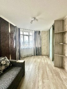 Киев, Феодосийская ул., 1А