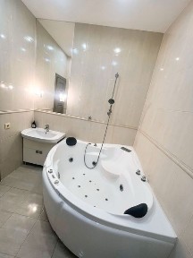 Сдам квартиру, посуточно. Самый центр! Джакузи, скоростной интернет