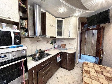 Продается уютная 3-комнатная квартира с хорошим ремонтом!