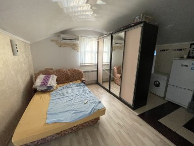 Квартира-комната студия в аренду 2 этаж ( отдельный вход) Хозяин!