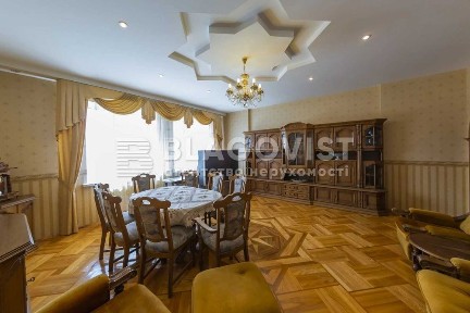 Продаж 4 к квартири Центр Ковпака 17