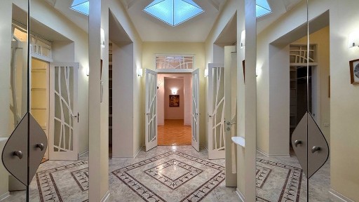 АРЕНДА • 3к кв с камином • Царский дом в Отраде • Французский бульвар