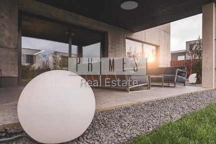 Продаж 5к будинку, КМ 