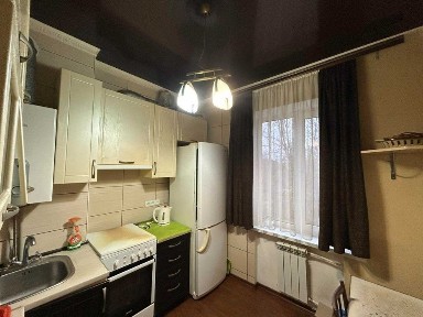 Оренда гарної 3-кімнатної квартири на Червоній