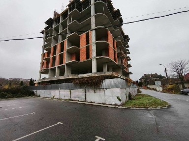 Продається двокімнатна квартира, вул. Курортна 45 Код: 33711