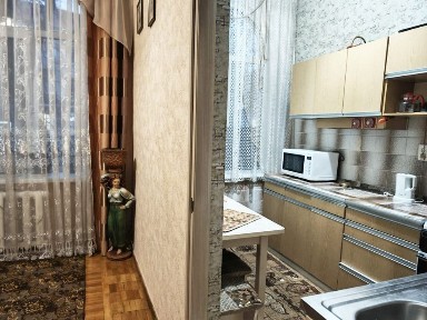 Оренда 2 кімнатної квартири в центрі, бульв. Шевченка