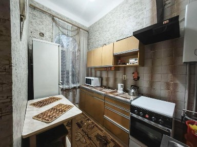 Оренда 2 кімнатної квартири в Центрі