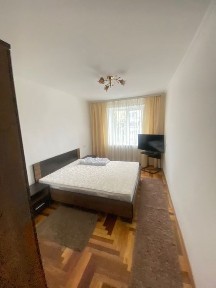 Продаж 3 кімнатна квартира вул Величковського