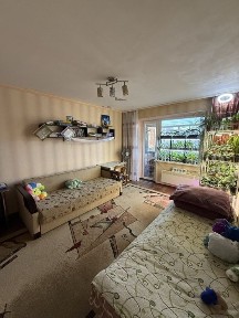 Продается 2-ком., кв., л/б 1 мкрн С. О