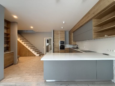 Оренда. Петропавлівмька Борщагівка. 154 м2.