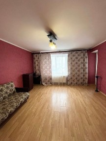 Продається 2 кімнатна квартира в Центрі