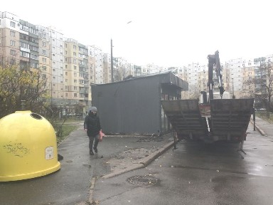 Київ, Деснянський, вулиця Олександри Екстер 8а