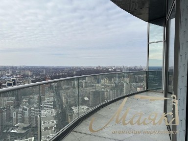 Продажа пентхауса с террасой на Печерске ЖК <a href='/newbuilding/6360/view/zk-taryan-towers'>Taryan Towers</a> Иоанна Павла