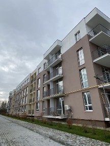 Однокімнатна квартира в затишній локації передмістя! Газове опалення!