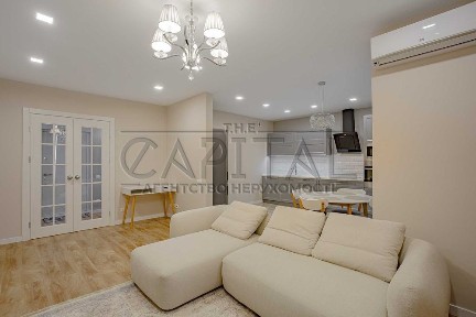 Київська область, Київ, Дніпровський