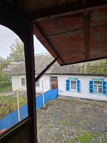 Частина будинку з 50 сотками землі, вул. Богдана Хмельницького