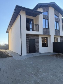 Сучасний дуплекс біля садочку 125 м² 3.5 сотки з усіма комунікаціями
