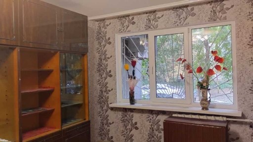 2-кімн. квартира з ремонтом та меблями, р-н ринку 