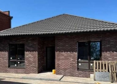 Тёплый дом с террасой и ремонтом - Усатово