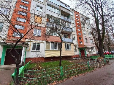 Продам бюджентну 1 кімнатну квартиру з гарним розташуванням