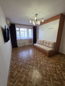 Продам 2к кв м. Ботанічний Сад, вул. Європейська (Новгородська)