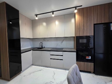 Укомплектована квартира поруч з Велесом, U-One, Благо