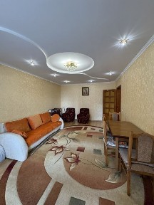 Терміновий продаж квартири в новобудові на 4 поверсі