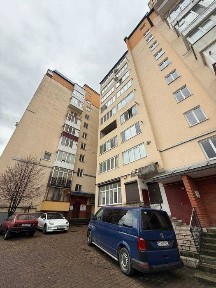 Продаж 3-кімнатної квартири вул. Вовчинецька (Гірка)