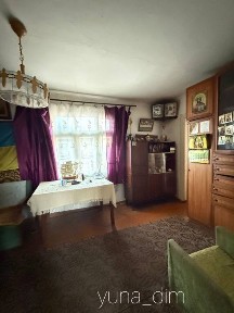 Продаж будинку в центрі Дубно|під ремонт