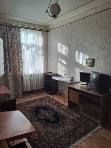 Оренда 2х кімнатної квартири (район дитячої поліклініки)