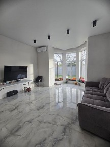 Продаж сучасного будинку Холодна Гора