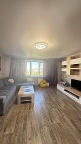 Продаж прекрасної 3-кім. квартири в цегляному будинку з ремонтом!