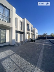 Продаж 2 поверхового таунхауса з ділянкою на 2 сотки, 70 кв. м, 2 кімнати, на вул. Мирна • ID 33675073