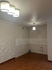 ХОЗЯИН! 1-ком ЖК Виа Рома Королева/Таирова ГАЗ/кухня 17м2/котел/РЕМОНТ