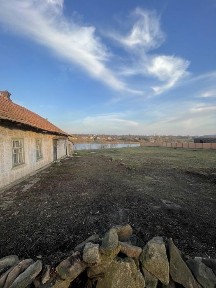 Продам участок замли с домом у реки, с. Чкаловка, Лозоватка да